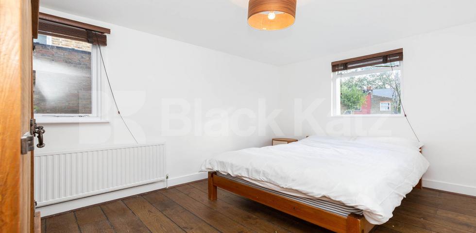 			1 Bedroom, 1 bath, 1 reception Apartment			 Barratt Avenue, Alexandra Palace